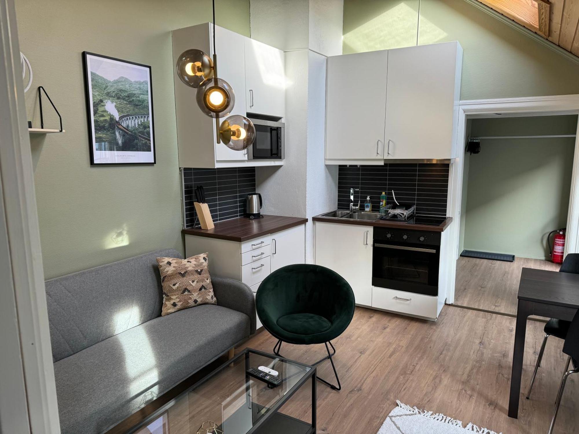 Cozy Backyard Apartment ทรอนด์เฮม ภายนอก รูปภาพ